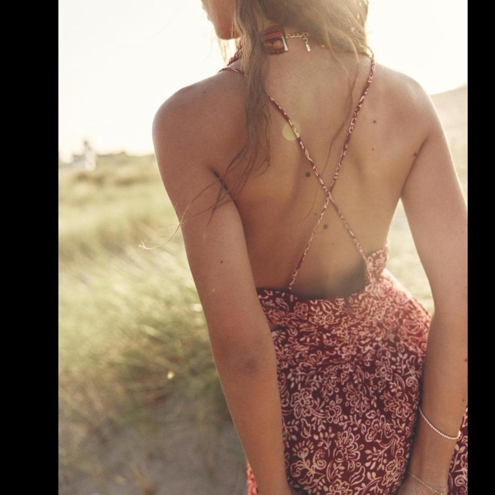 dresses - Picture 4 of 8
